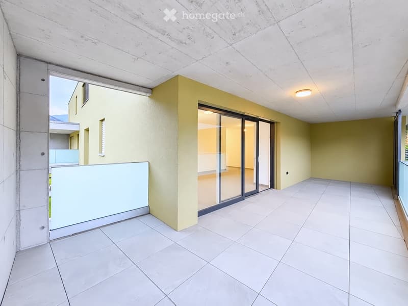 Appartement neuf et lumineux avec grand balcon (3)
