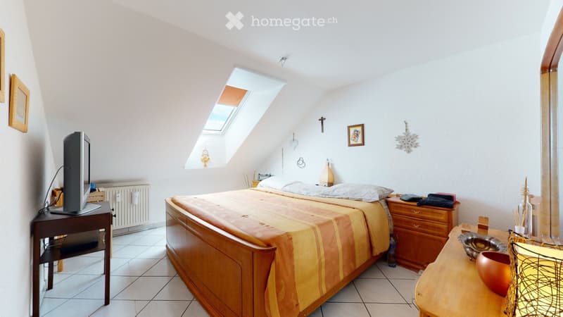 A louer bel appartement mansardé de 3.5 pièces traversant (4)