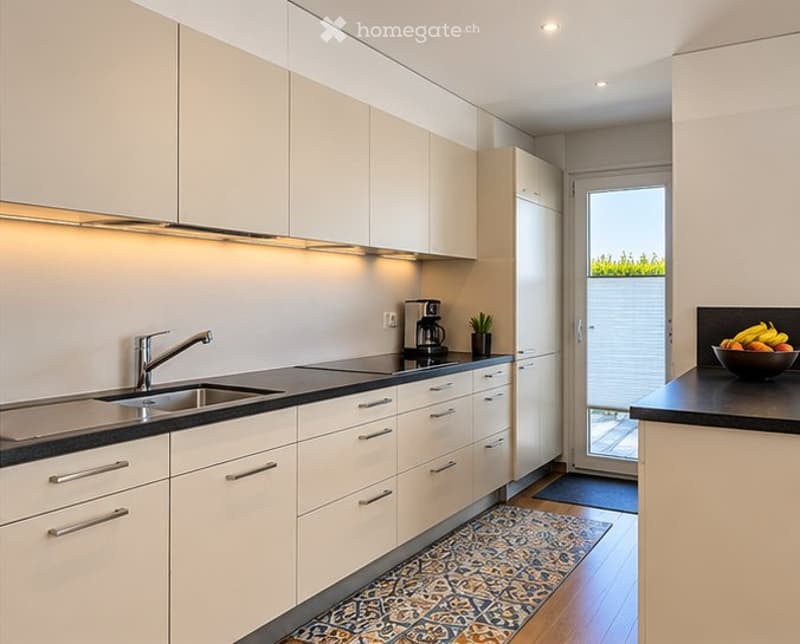 4,5 pièces avec jardin privatif de 193m² et 2 places de parc (3)
