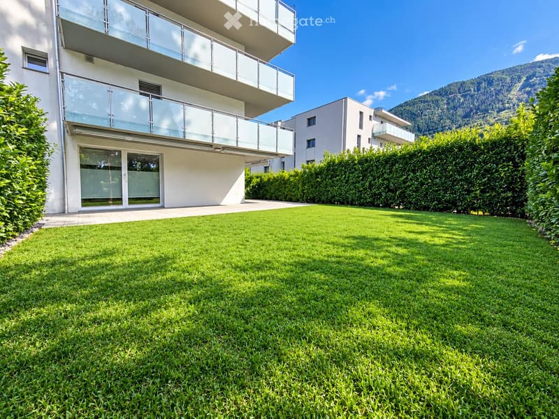4,5 pièces avec jardin privatif de 193m² et 2 places de parc (5)