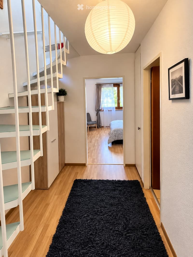 NEUCHÂTEL,Charmant 3,5 pièces meublé avec balcon ensoleillé (3)