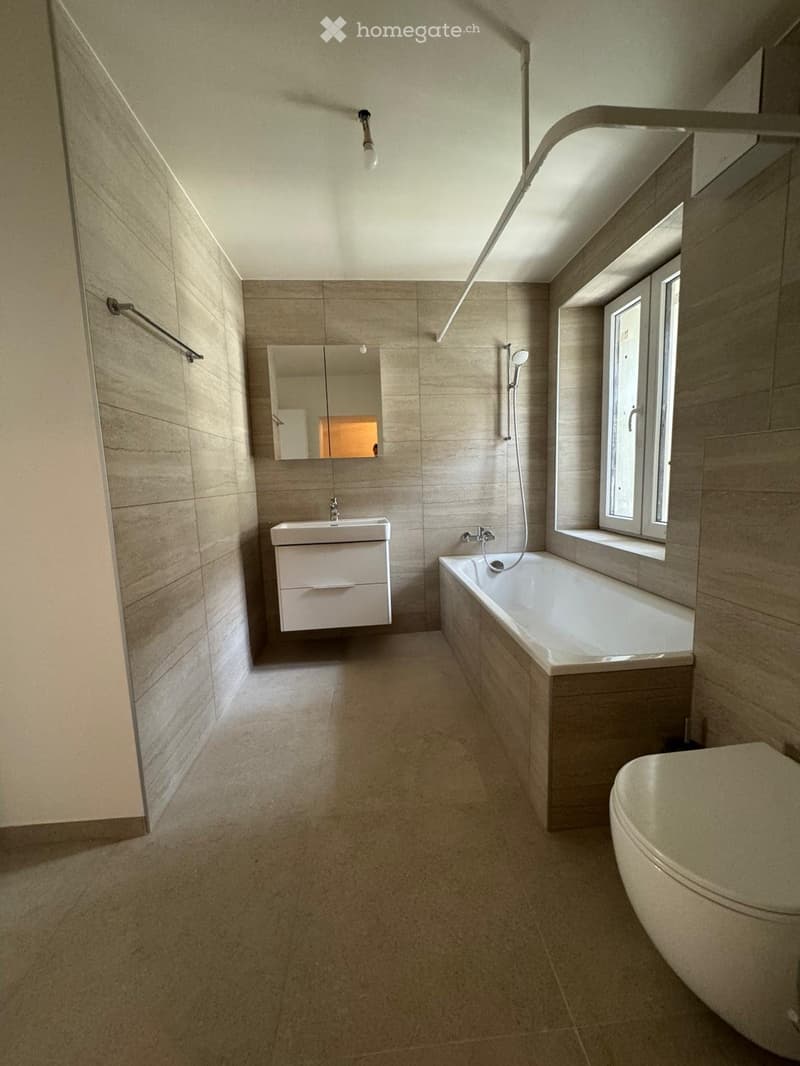 Appartement de standing au 1er avec balcon (3.5 pcs) (2)