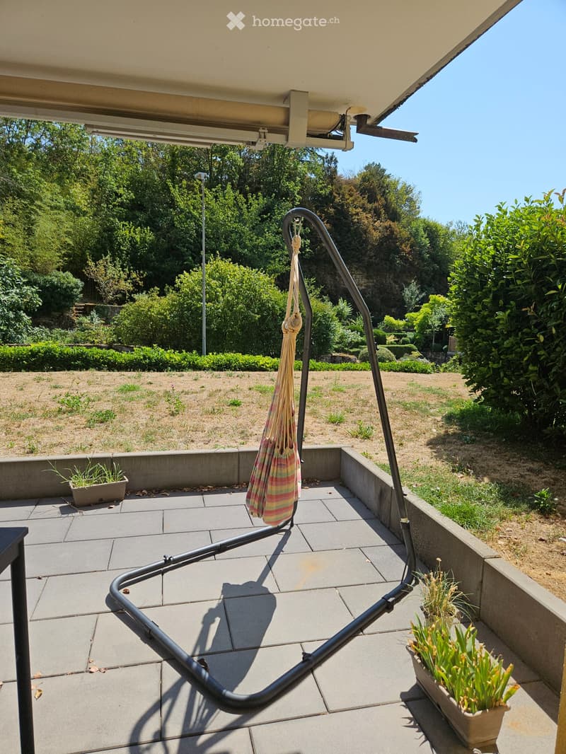 Bel appartement de 4,5 pièces avec terrasse et jardin (2)