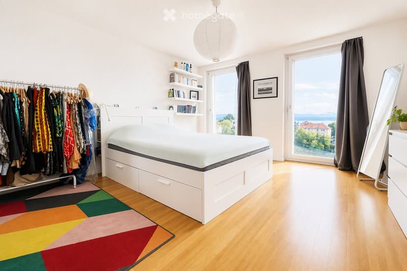 Duplex 90 m², dernier étage, terrasse sud, vue Alpes & lac (2)