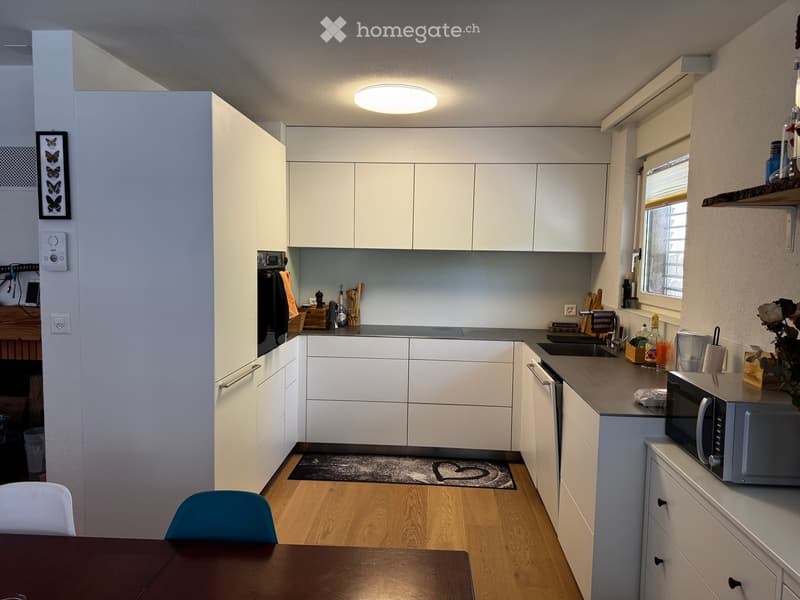 Spacieux 4.5p avec jardin privé à Conthey (3)
