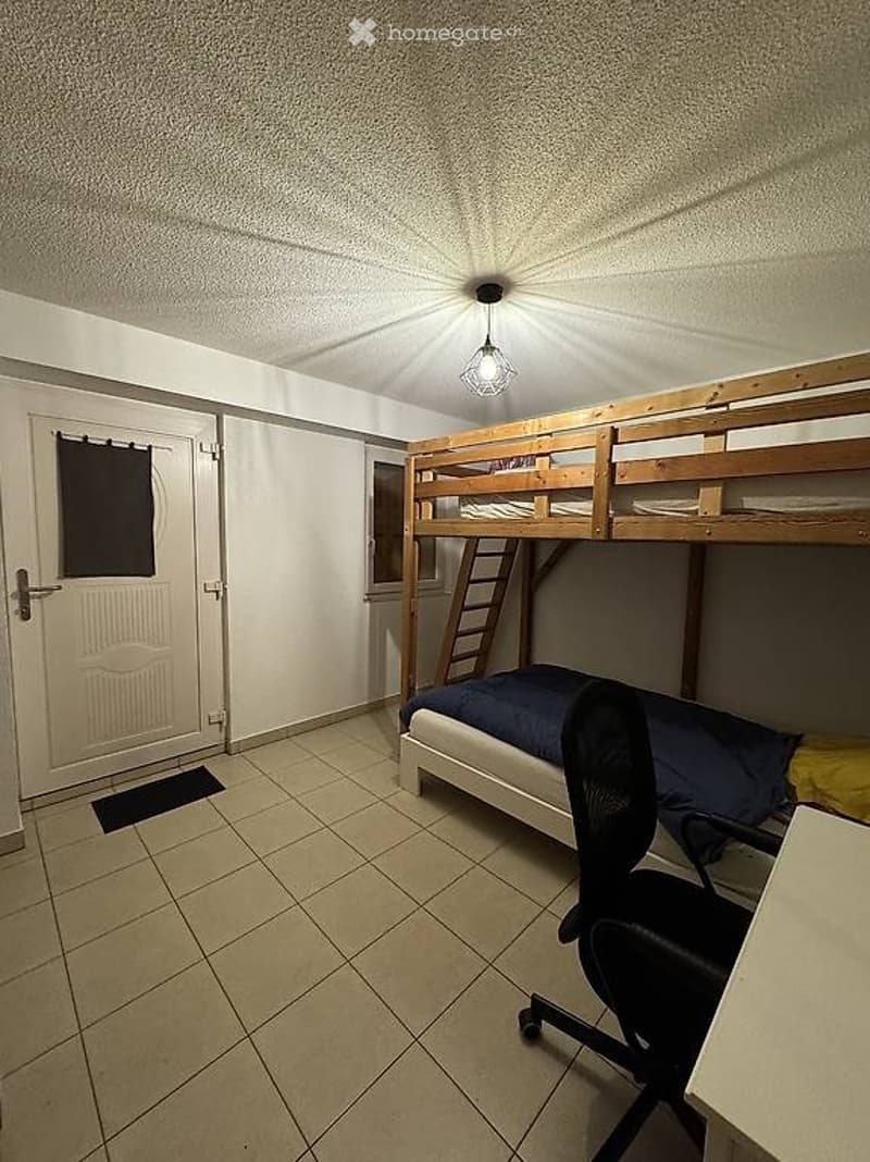 Colocation à Martigny avec entrée et salle de bain privée (2)
