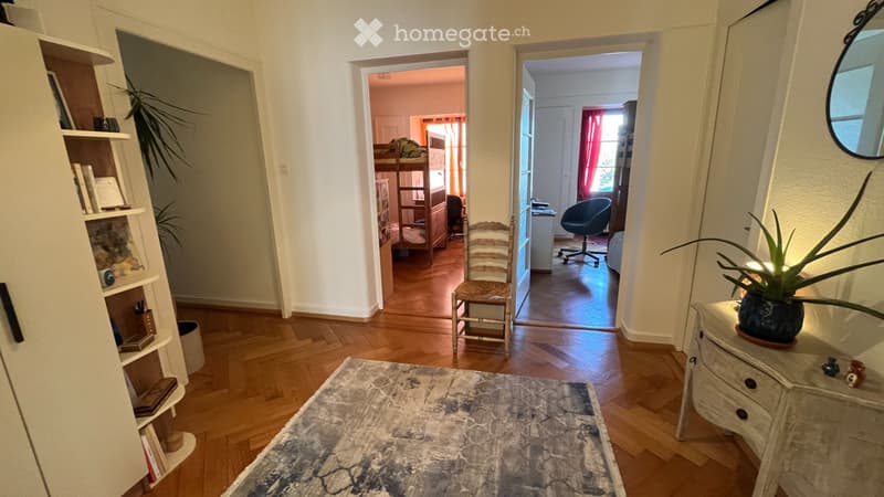 Chambre colocation 3 femmes - centre de Nyon (3)