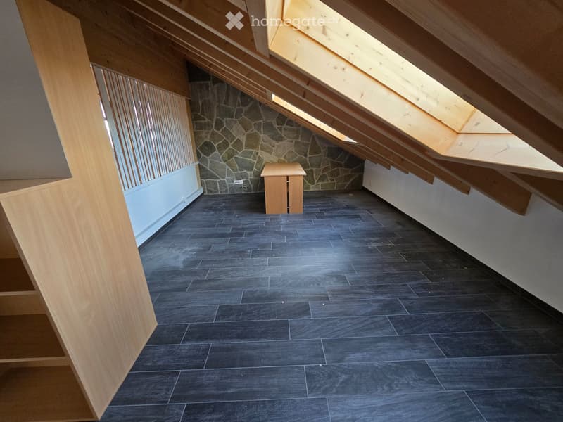 Appartement avec cachet de 215 m2 disponible de suite (4)