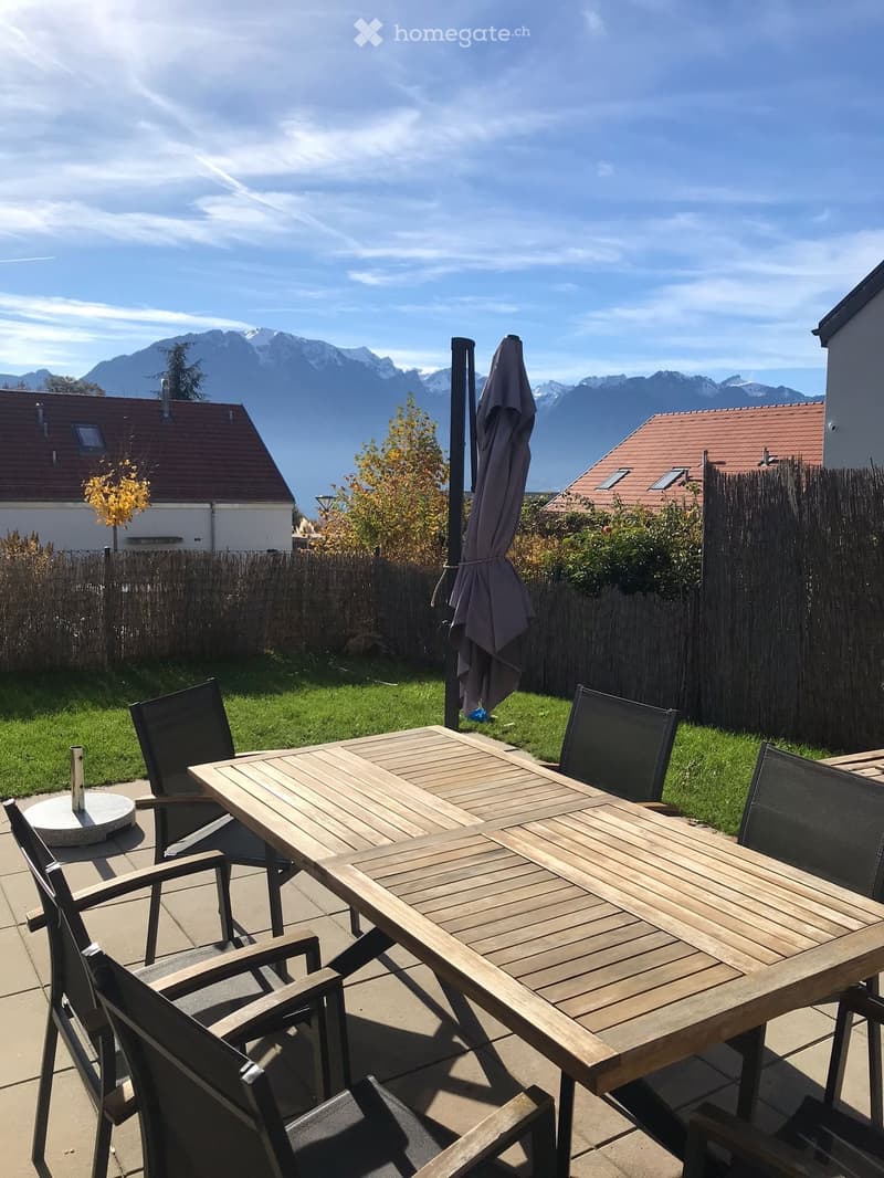 Villa mitoyenne | 4,5 pièces | jardin privatif | vue lac (2)