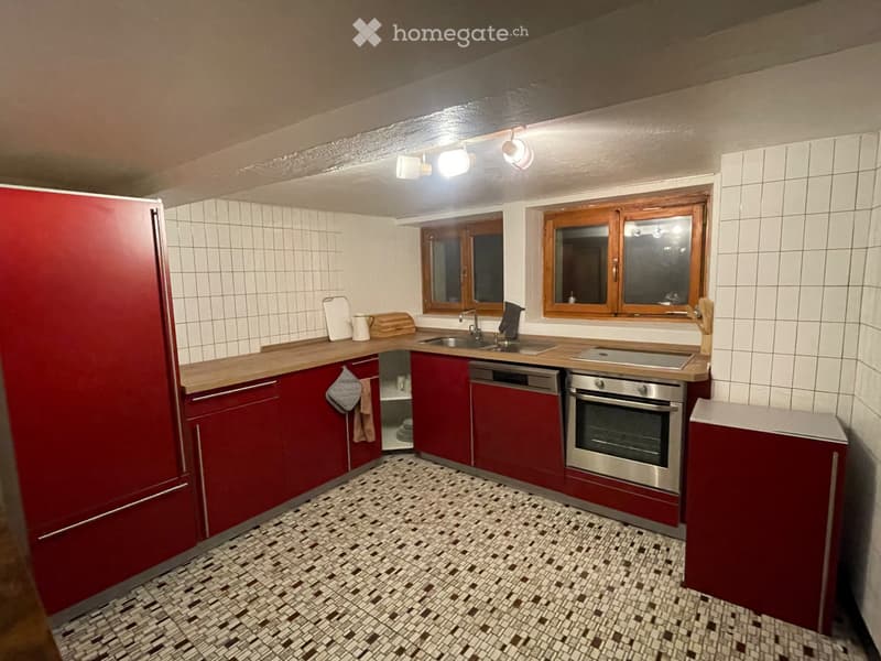 Chalet alpin au charme rustique, situé au coeur Vollèges (4)
