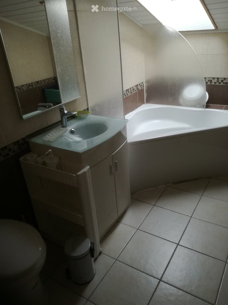 Chambre meublée dans villa du propriétaire (4)