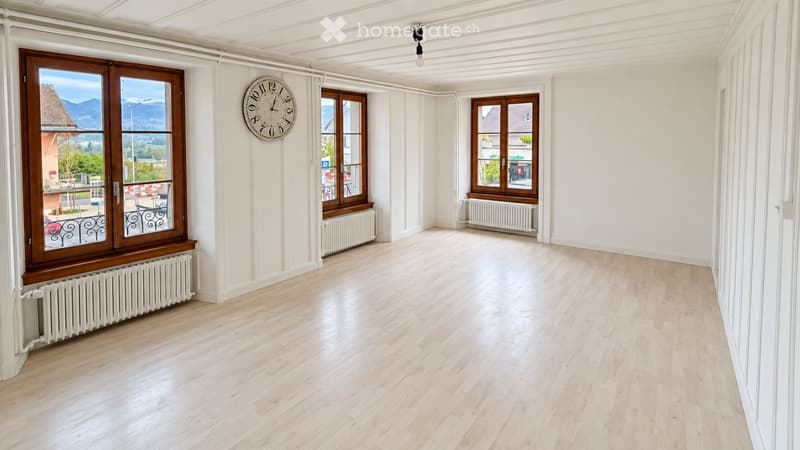Appartement de 4 pièces à proximité de toutes les commodités (5)