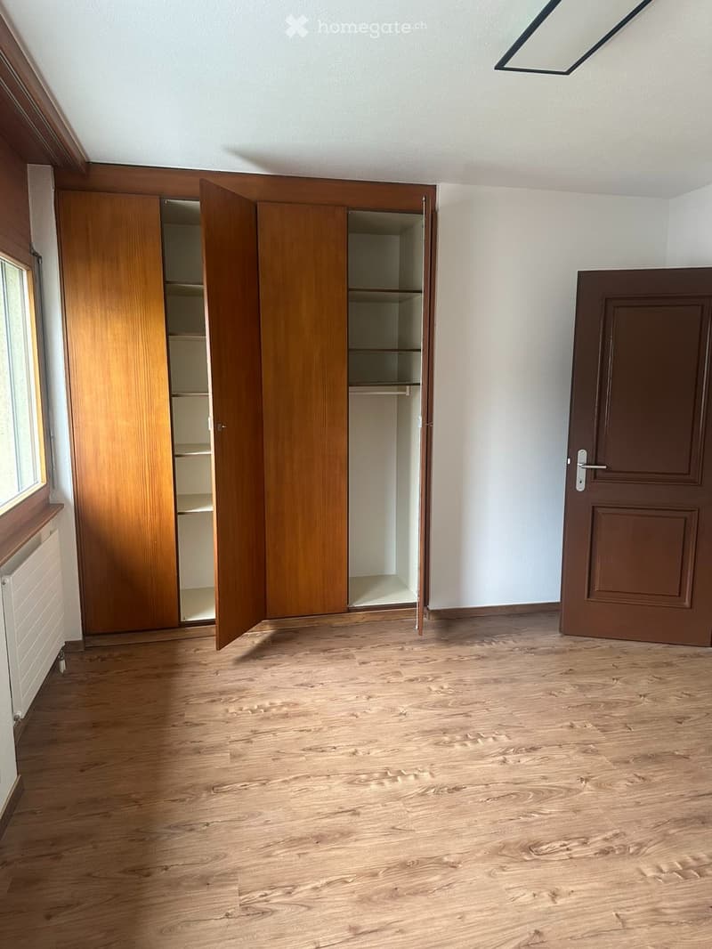 Zu vermieten: Charmante 3 ½ Wohnung an bester Lage in Brig (4)