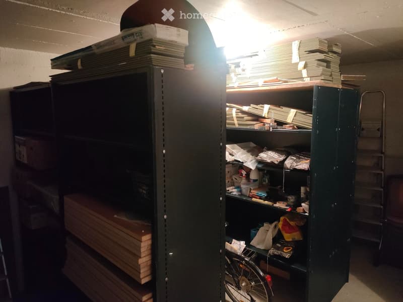 Trockener & beheizter Lagerraum (26m²) mit separatem Eingang (1)