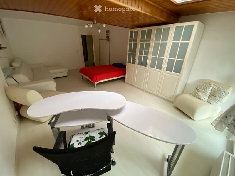 Chambre meublée à louer (1)