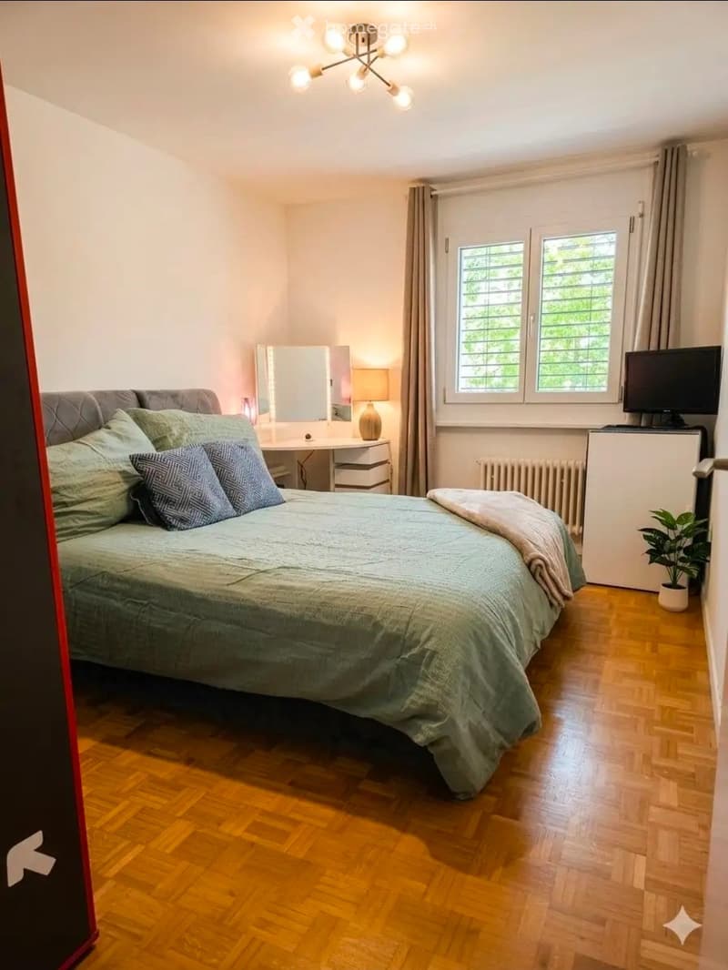 CHAMBRE MEUBLÉE À LOUER BUSSIGNY (1)