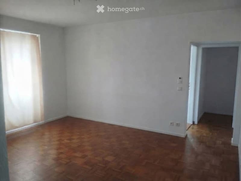 Appartement lumineux de 3.5 pièces avec balcon à Fribourg (5)