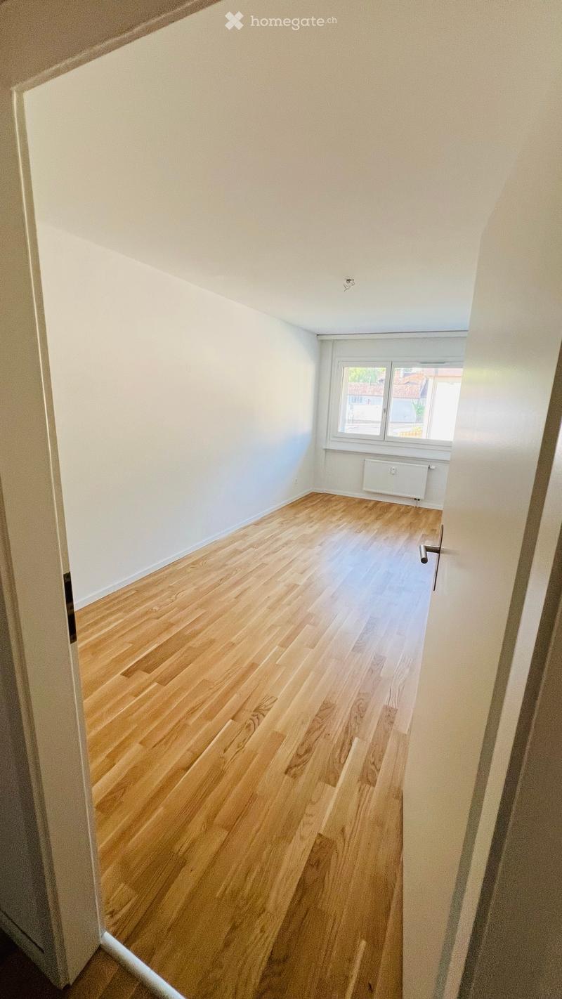 Reprise de bail appartement de 3.5 pièces de 80 m2 (2)