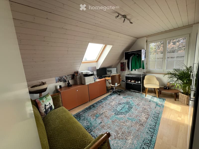 4.5 Zimmer Dachwohnung in EFH Quartier (4)