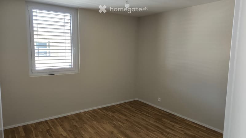 Attique 2.5 pièces | Terrasse | 2 places de parc | Uvrier (3)