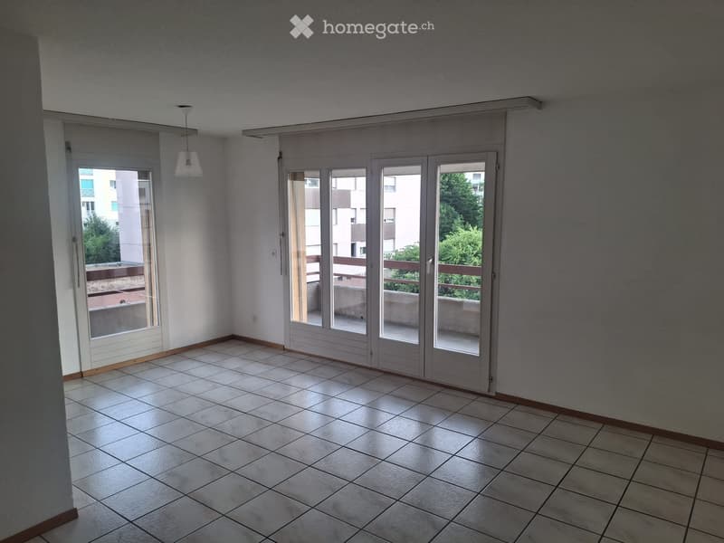 Lumineux et spacieux 3.5 pièces de 81 m² à Avenches (2)