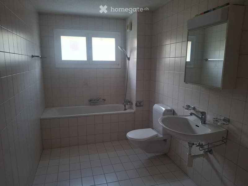 Lumineux et spacieux 3.5 pièces de 81 m² à Avenches (4)