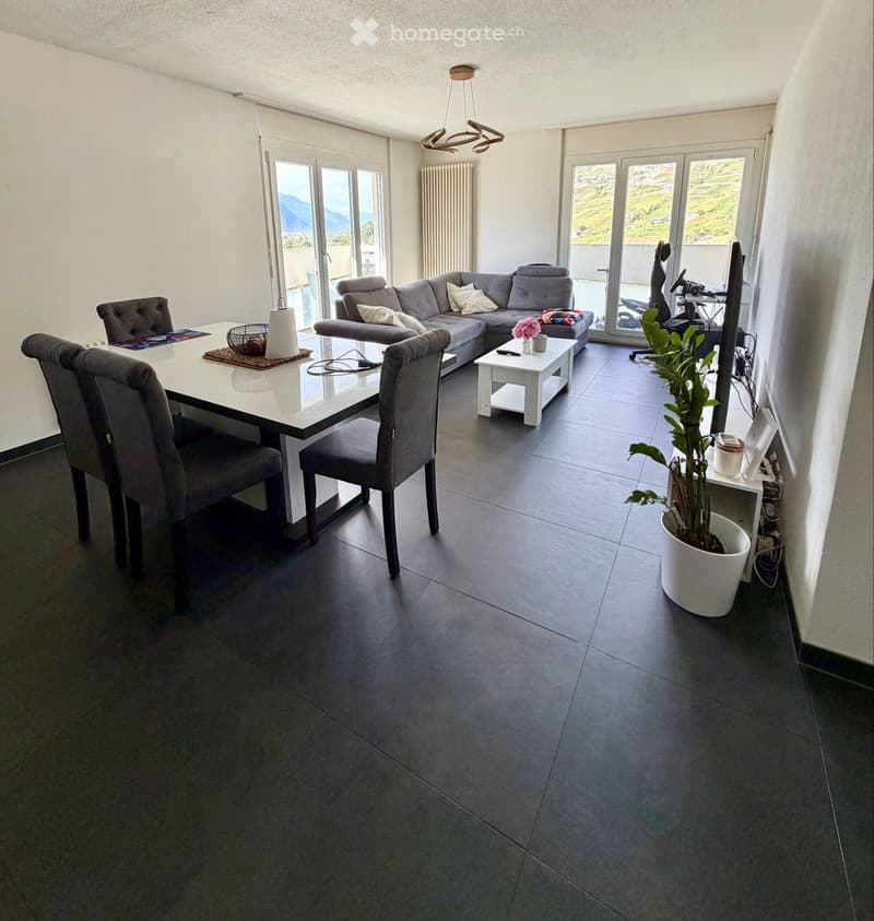 4.5 pièces rénové au 8e étage avec vue et balcon (1)
