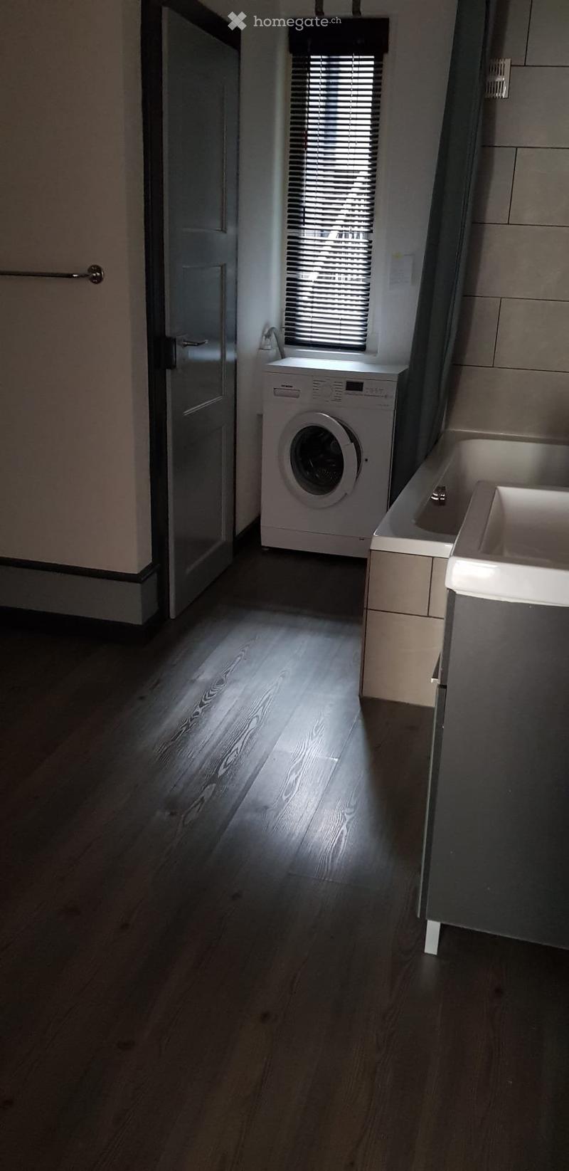 Appartement 4.5 pièces, 3 chambres, salon, cuisine équipée (5)