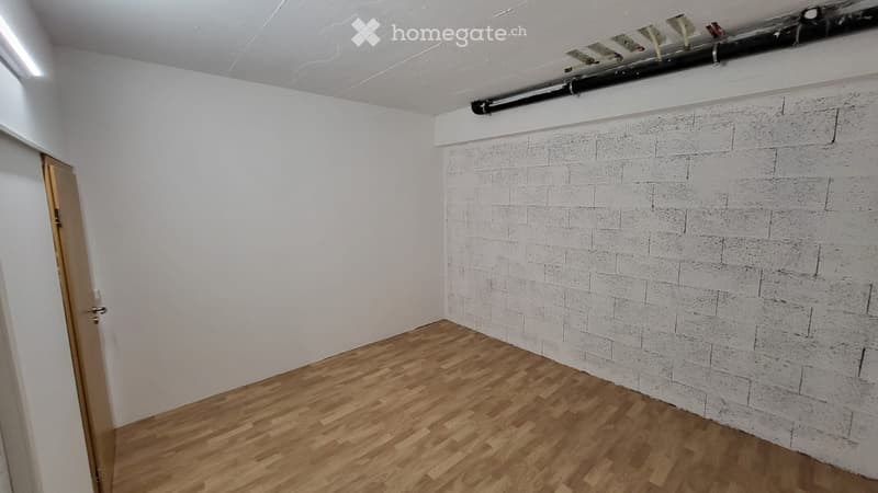 Reprise de bail Local de stockage 14,5m2 Villeneuve (2)