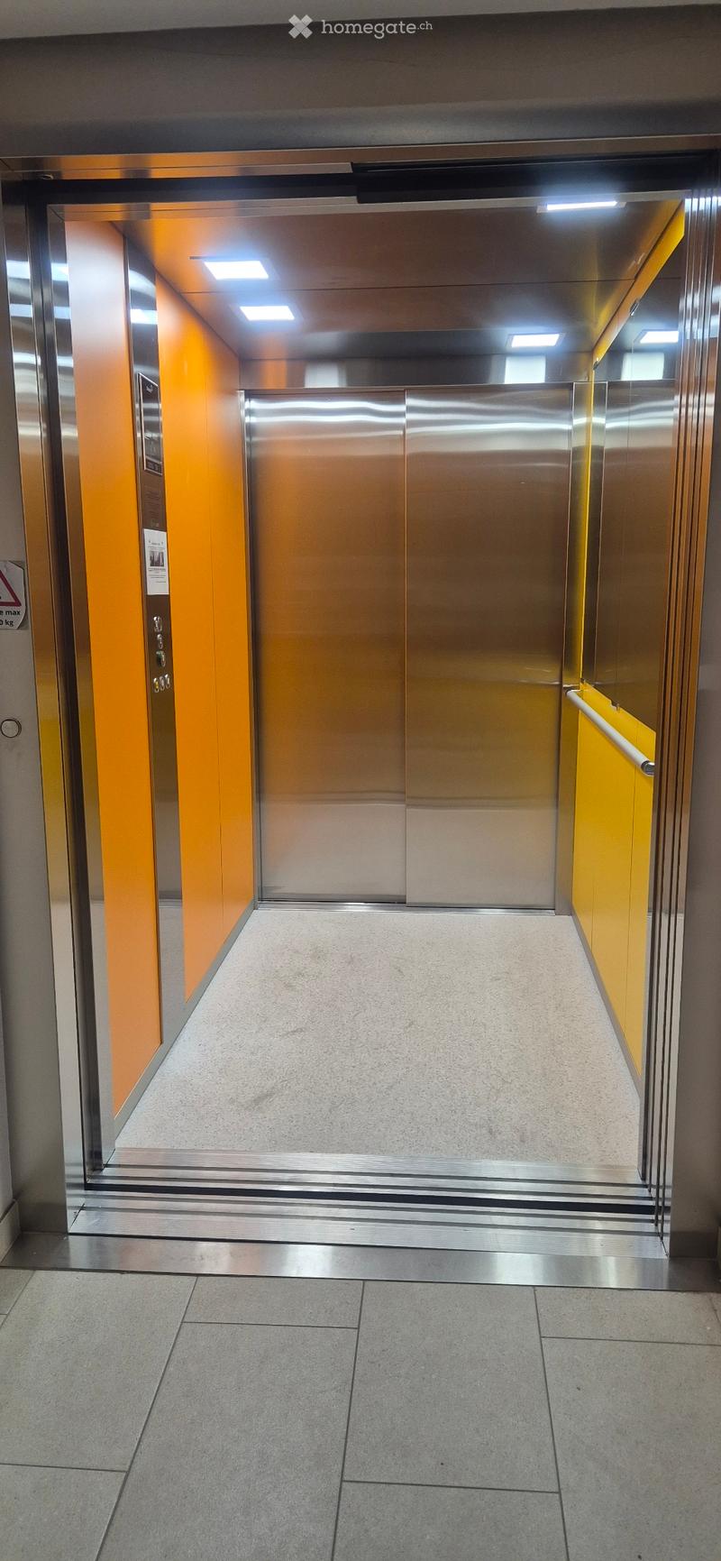 Reprise de bail Local de stockage 14,5m2 Villeneuve (3)