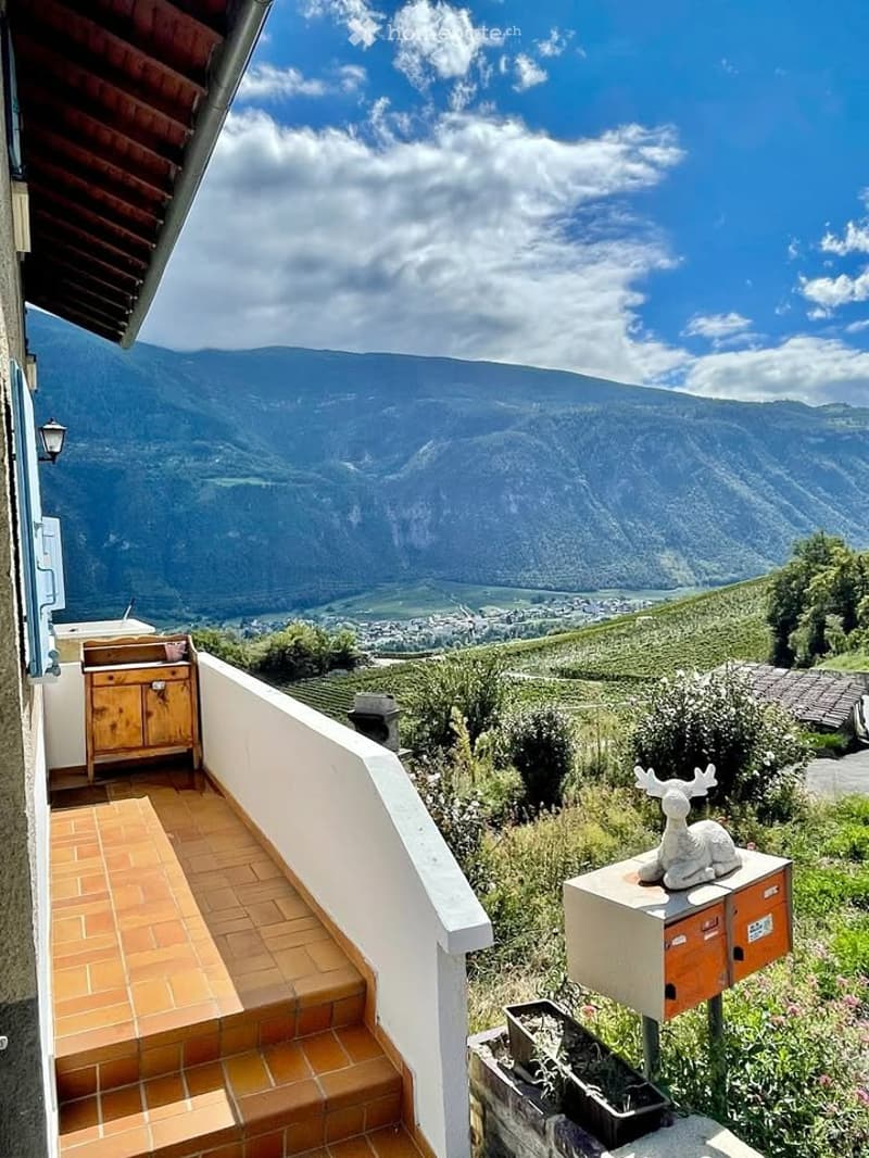 Appartement à louer de 3 chambres et 1 salle de bain (1)