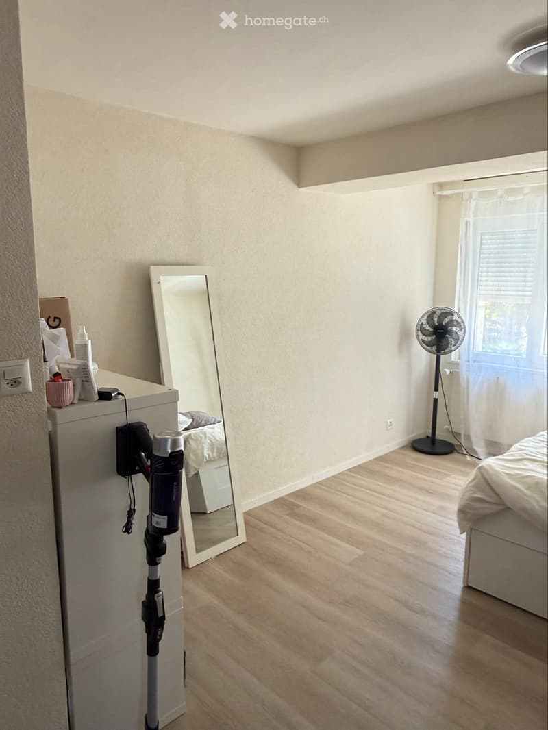 STUDIO À LOUER À CHESEAUX CHF 1000. CHARGES COMPRISES (2)