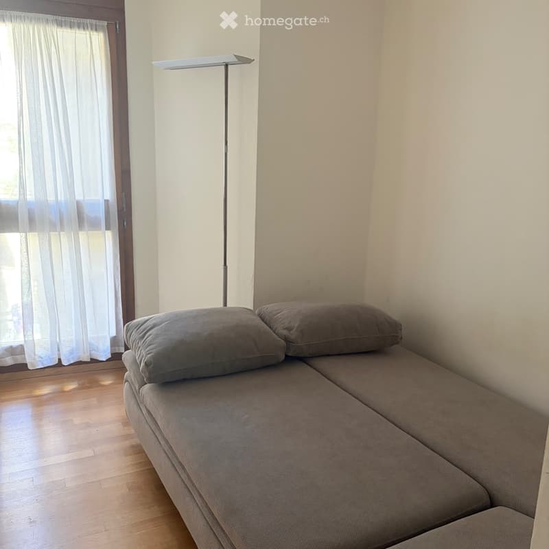 Chambre aménagée au coeur de Lutry (2)
