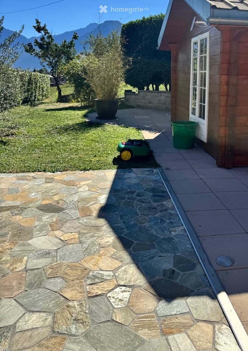Villa mitoyenne 4,5 p. avec grand jardin à louer à Evionnaz (2)