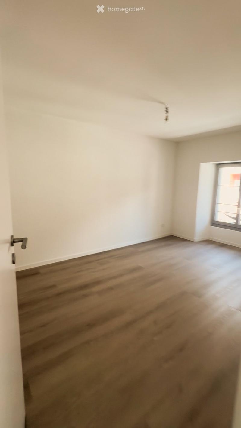 Appartement 2,5 pièces rénové avec jardin & terrassePeseux (4)