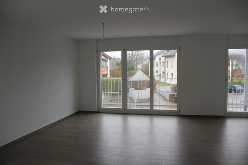 Helle & charmante 2.5-Zimmer-Wohnung in Embrach zu vermieten (2)