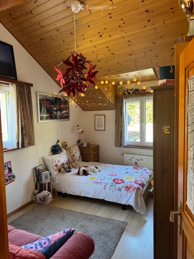 Vue sur le lac et terrasse de 36 m²  Proche dAubonne (5)