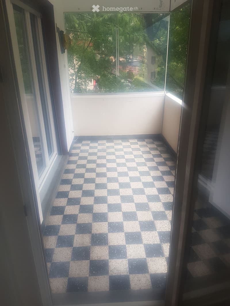 À LOUER APPARTEMENT 3½ PIÈCES (4)