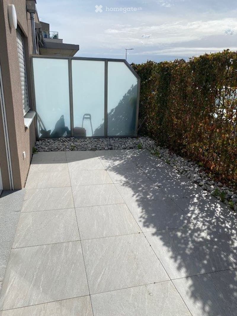 À LOUER À ORBE  MAGNIFIQUE 2,5 PCES DE 83 M² AVEC TERRASSE (3)