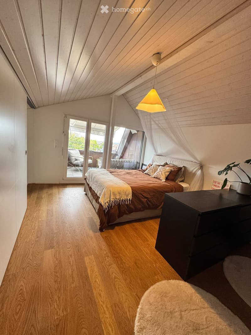 Jolie app. en duplex au centre d'Echallens avec balcon (3)