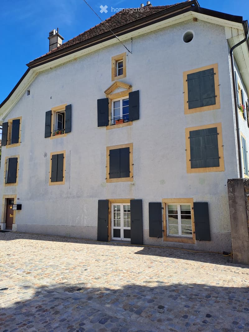A louer dans maison Villageoise à Auvernier (1)