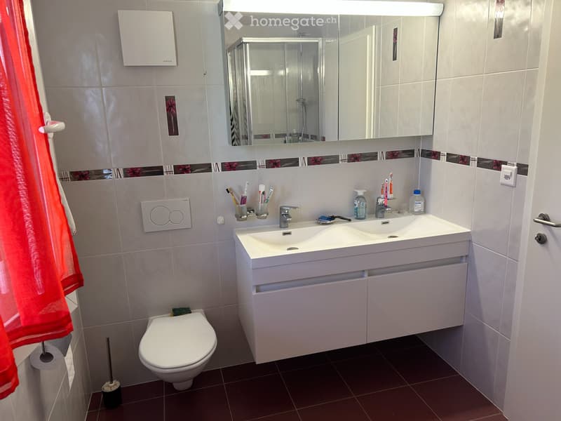 Appartement 3,5 pièces à Concise, place de park et cave. (5)