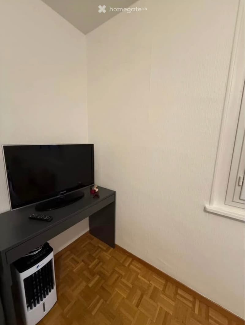 Jolie chambre à louer à Renens (3)
