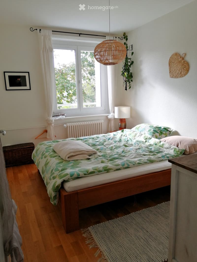 2 pces avec balcon pour le 15 novembre ou le 1er décembre (3)