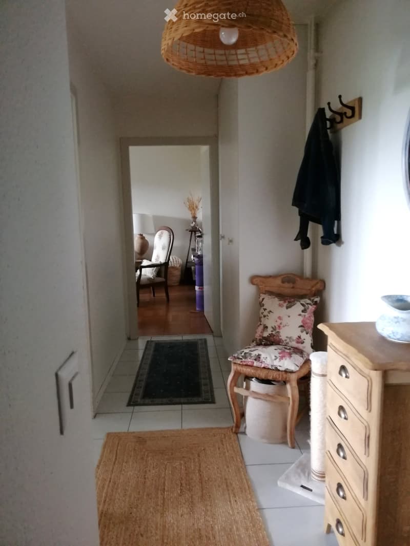 2 pces avec balcon pour le 15 novembre ou le 1er décembre (4)