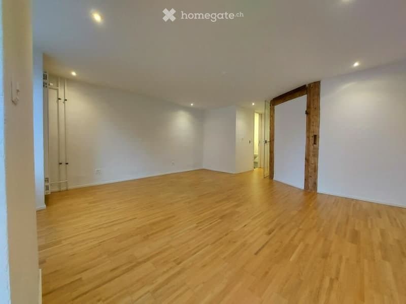 Elegante 2,5-Zimmer-Wohnung mit 68 m² in Unterseen (3)