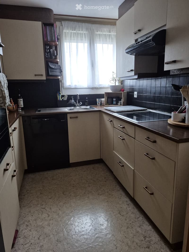 4,5 /5 Zimmerwohnung 1. Stock (4)