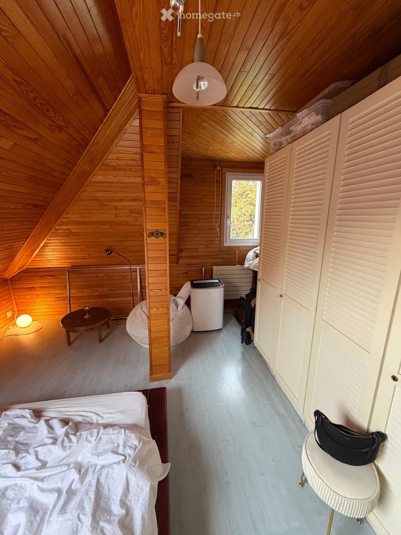Studio indépendant dans une maison (2)