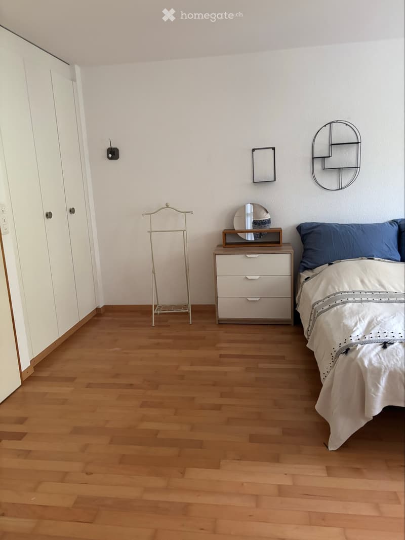 Chambre et salle de bain privée à louer (2)