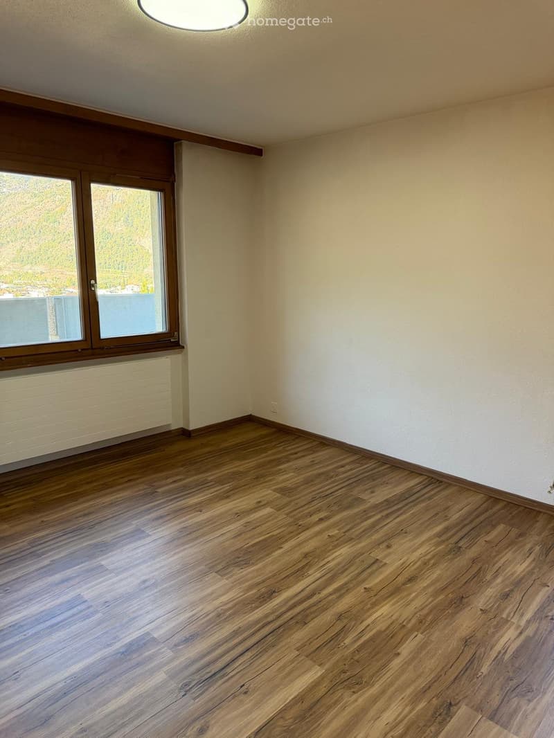 Ab 1. Dezember: charmante 3 ½ Wohnung an bester Lage in Brig (2)